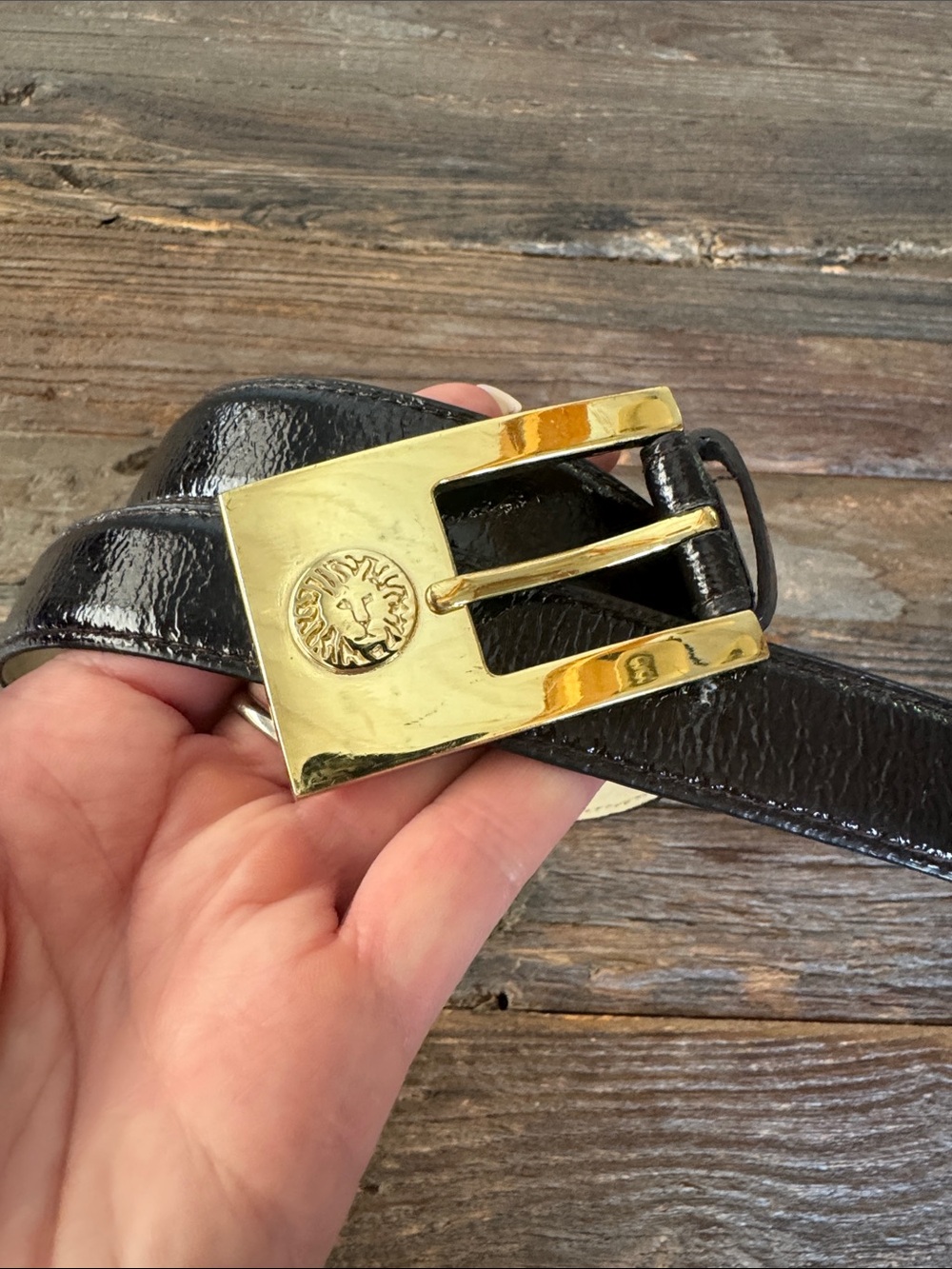 Vintage Anne Klein Lion buckle gold  black patent leather belt flaw S